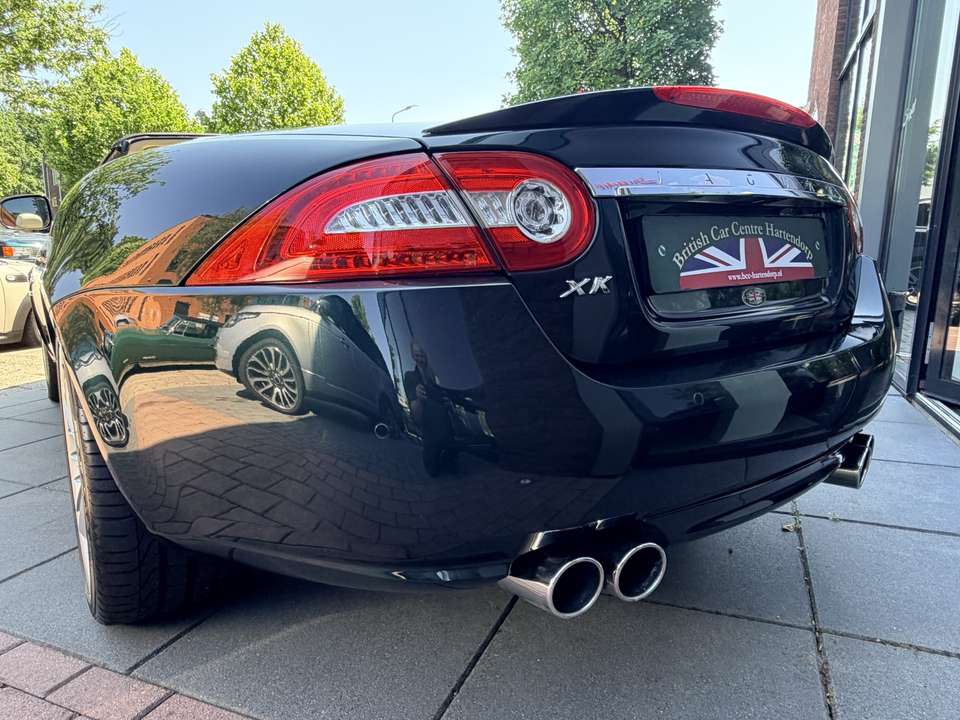 Jaguar XK - Imagem 2
