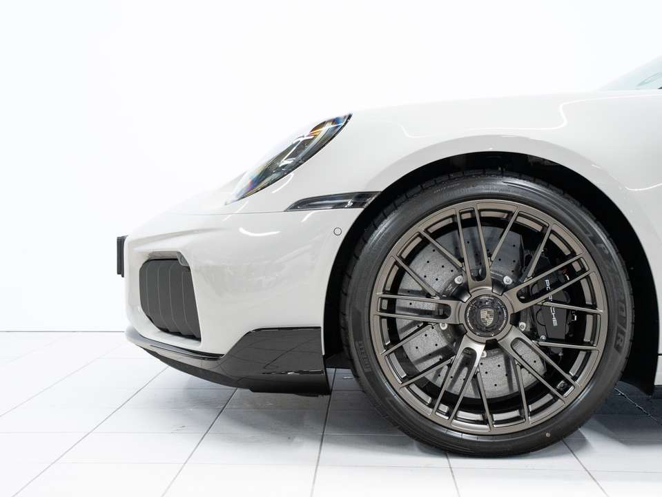 Porsche 992 - Imagem 7