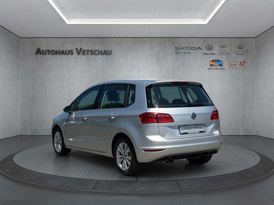 Volkswagen Golf Sportsvan - Imagem 5
