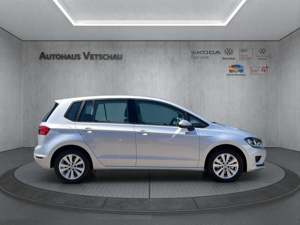 Volkswagen Golf Sportsvan - Imagem 7