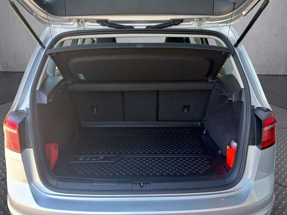 Volkswagen Golf Sportsvan - Imagem 10