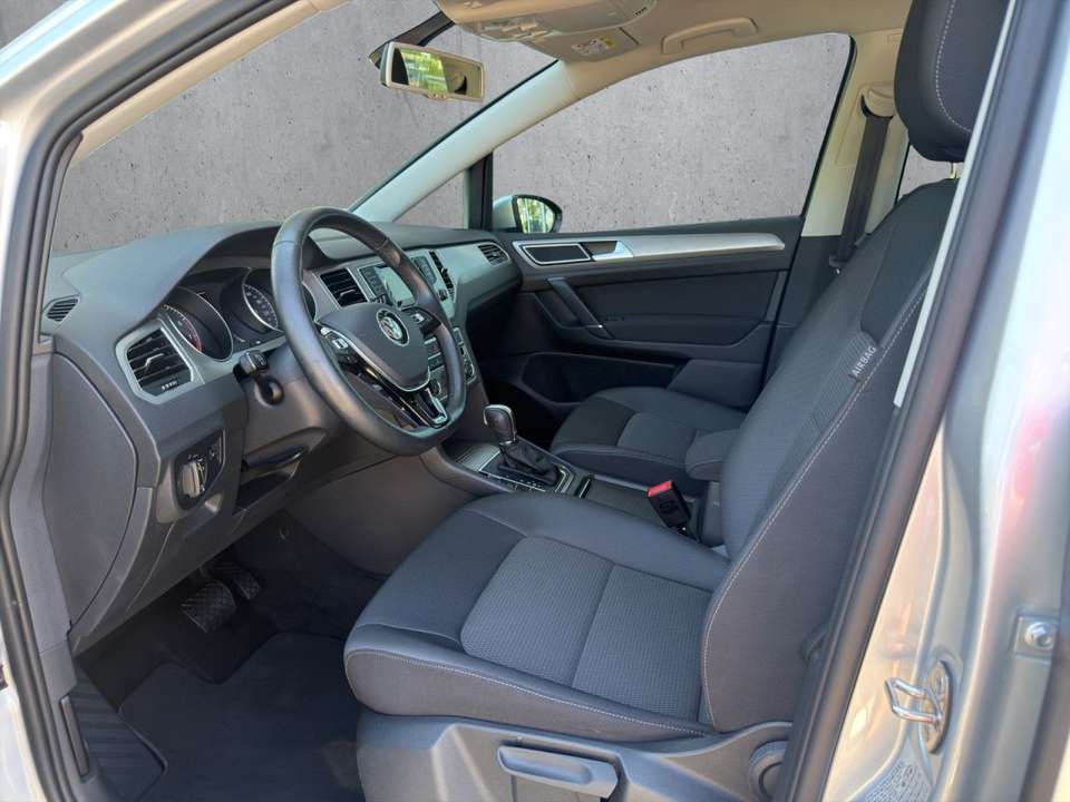 Volkswagen Golf Sportsvan - Imagem 12