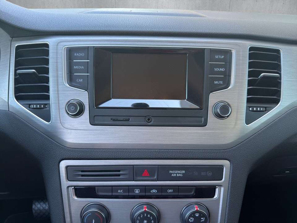 Volkswagen Golf Sportsvan - Imagem 15