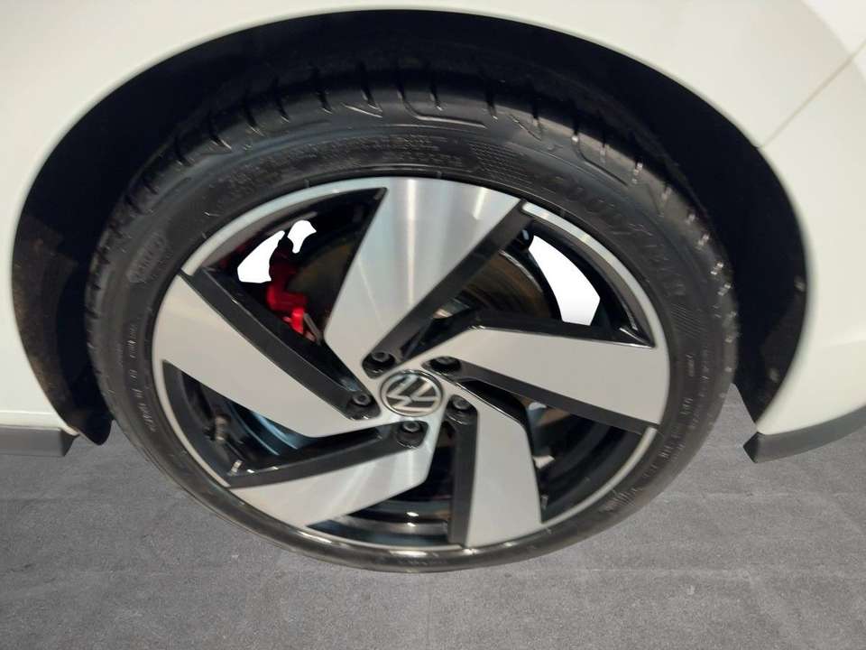 Volkswagen Golf GTI - Imagem 12