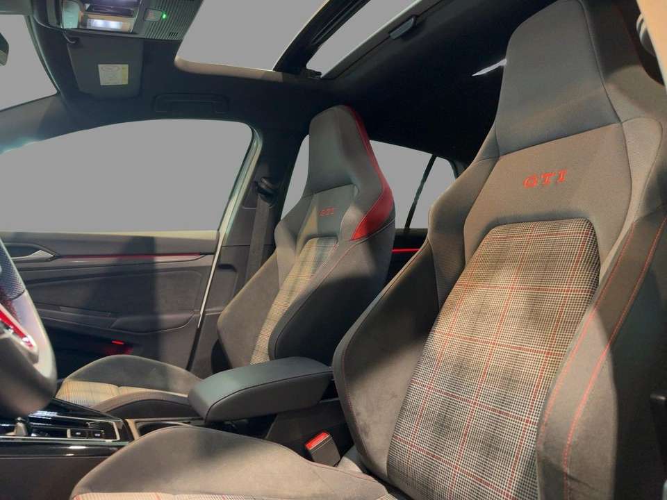 Volkswagen Golf GTI - Imagem 13