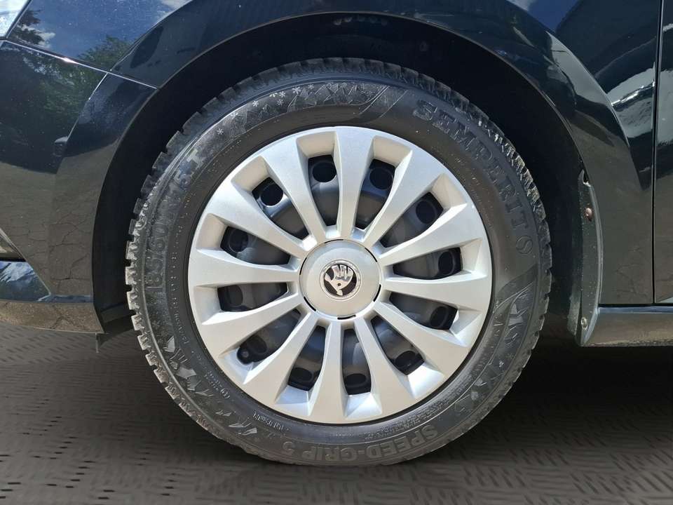Skoda Fabia - Imagem 10