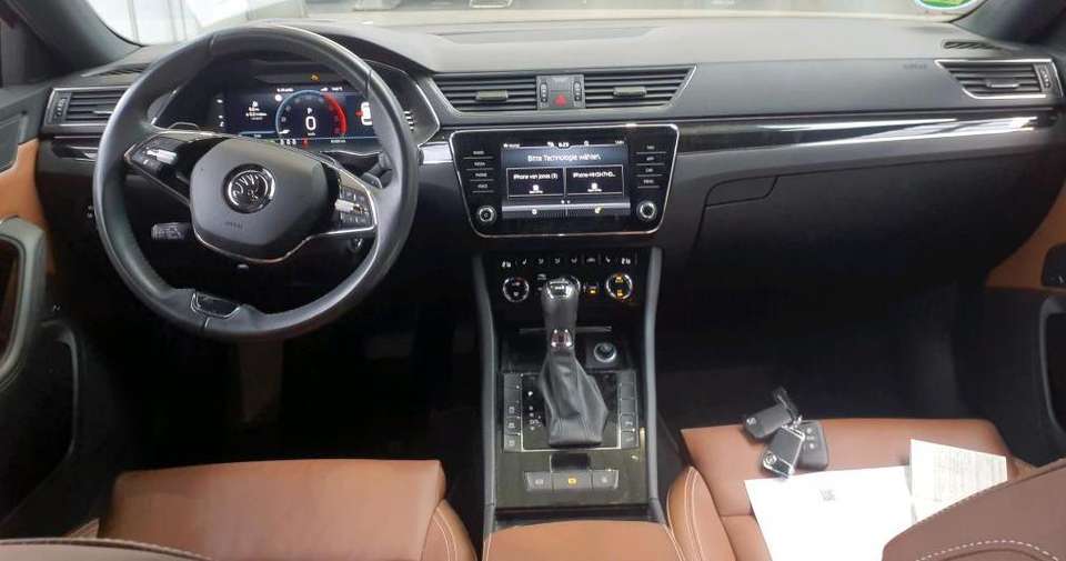 Skoda Superb - Imagem 3