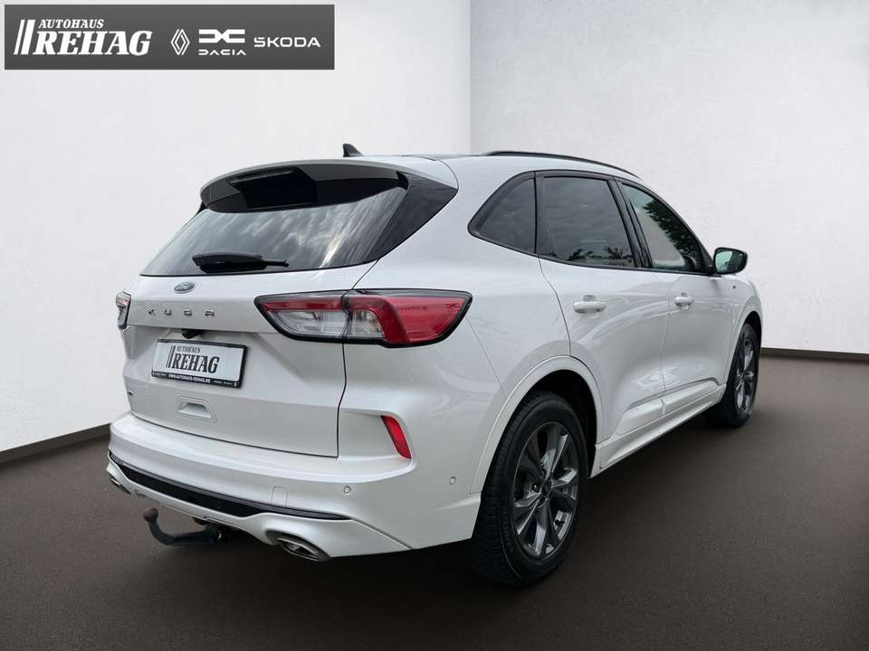Ford Kuga - Imagem 14