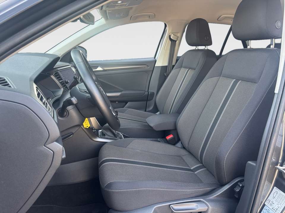 Volkswagen T-Roc - Imagem 8