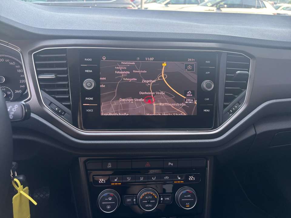 Volkswagen T-Roc - Imagem 14