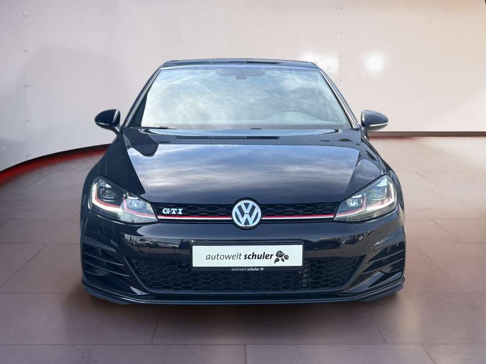 Volkswagen Golf GTI - Imagem 6