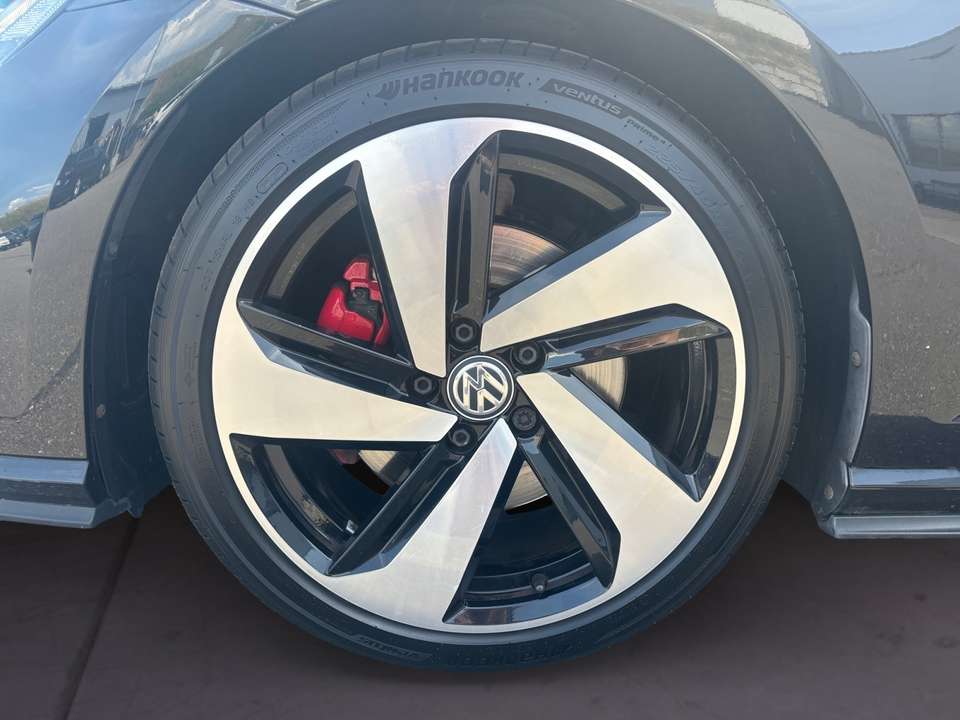 Volkswagen Golf GTI - Imagem 7