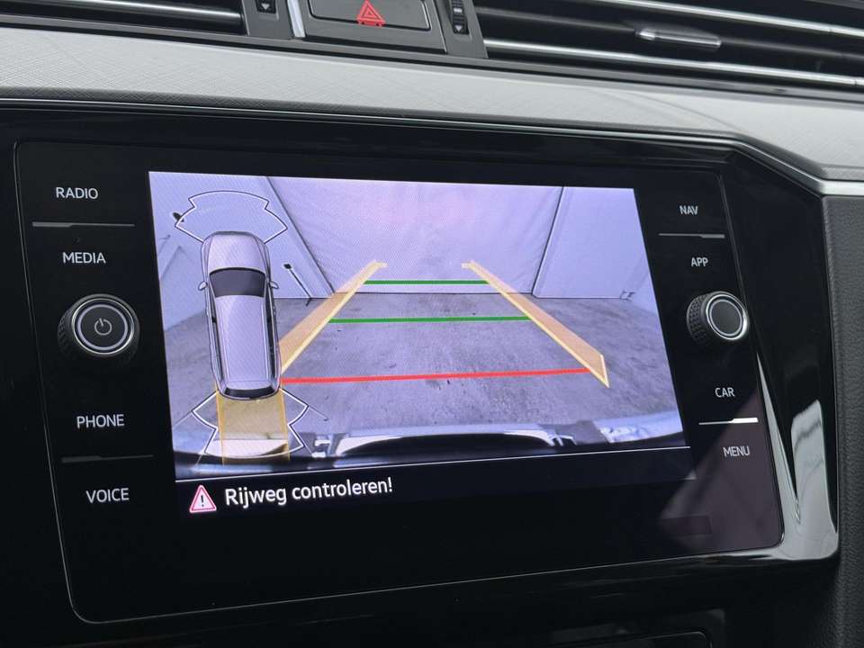 Volkswagen Passat Variant - Imagem 11