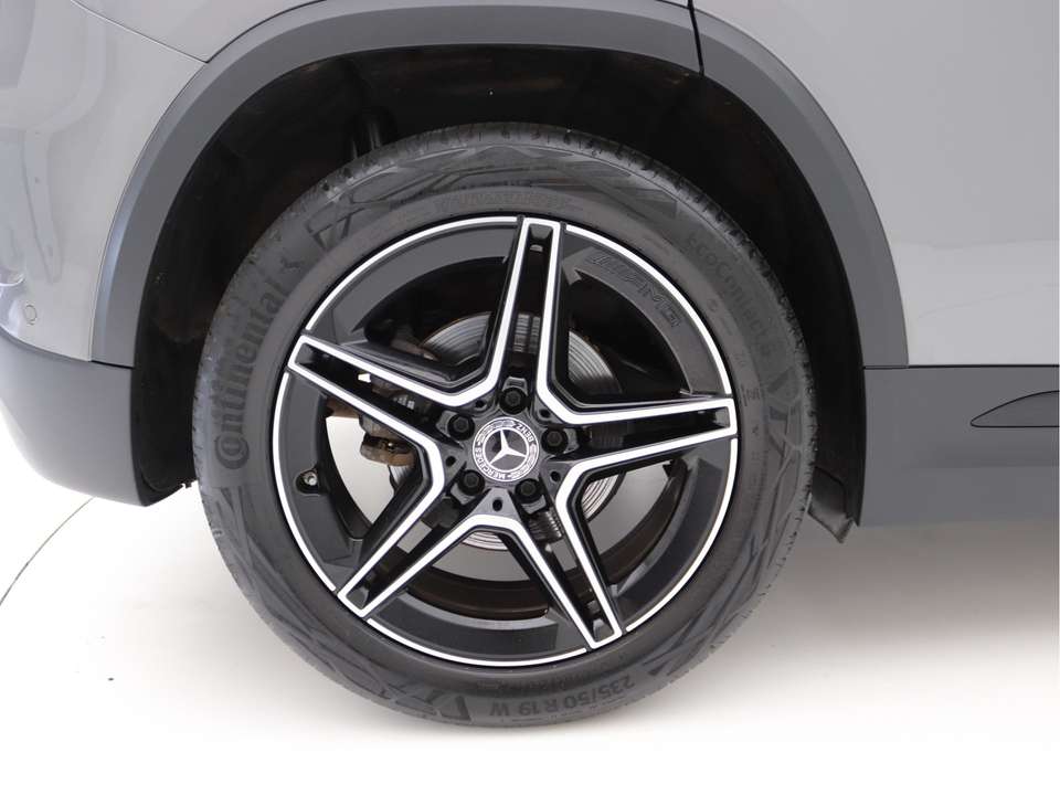 Mercedes-Benz GLA 200 - Imagem 7