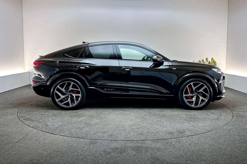 Audi Q6 e-tron - Imagem 8
