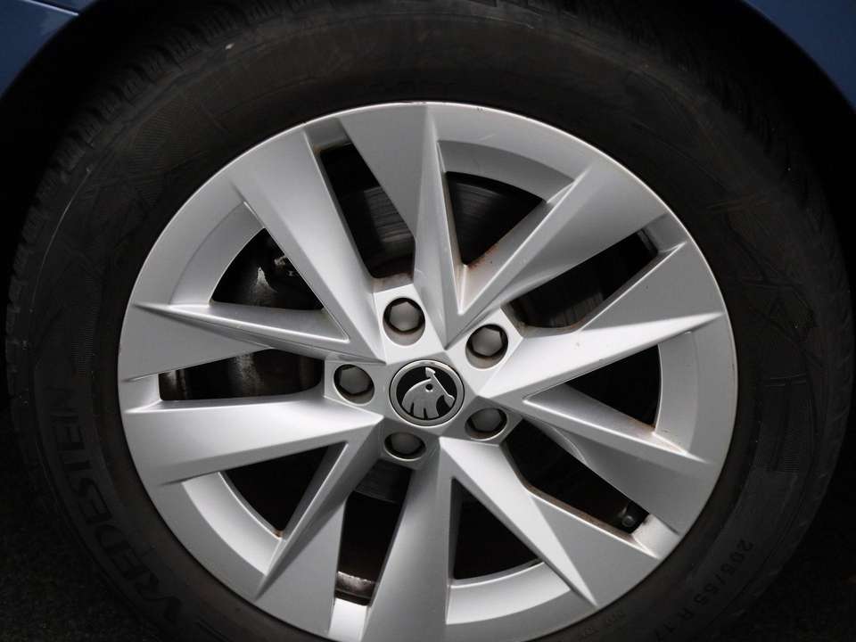 Skoda Octavia - Imagem 13