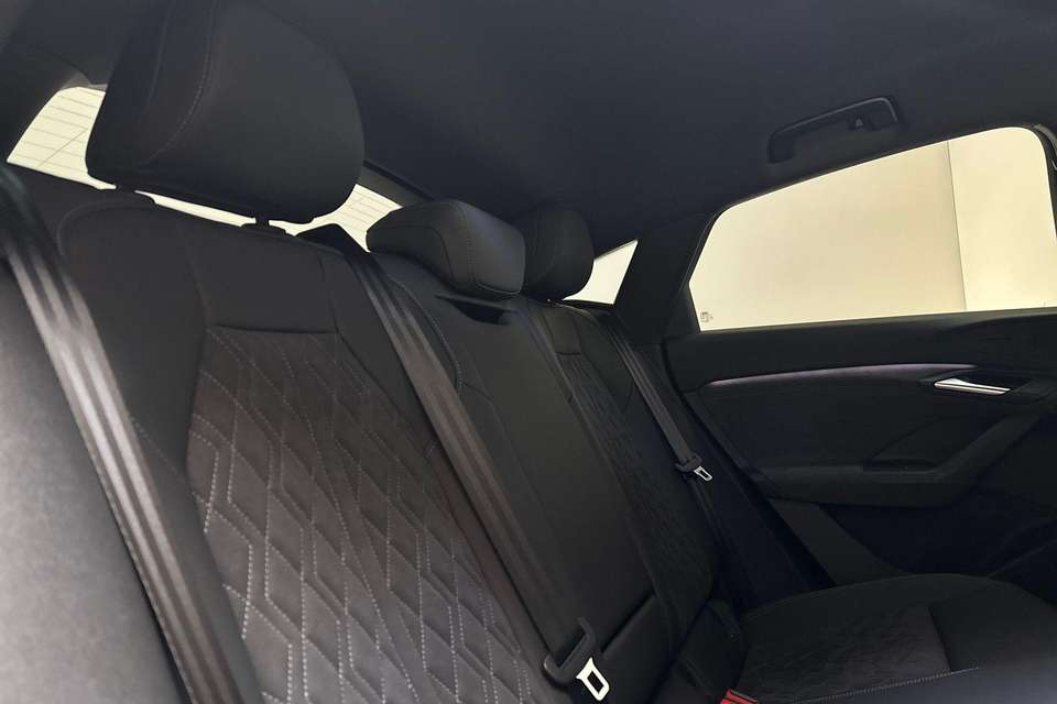 Audi Q6 e-tron - Imagem 13