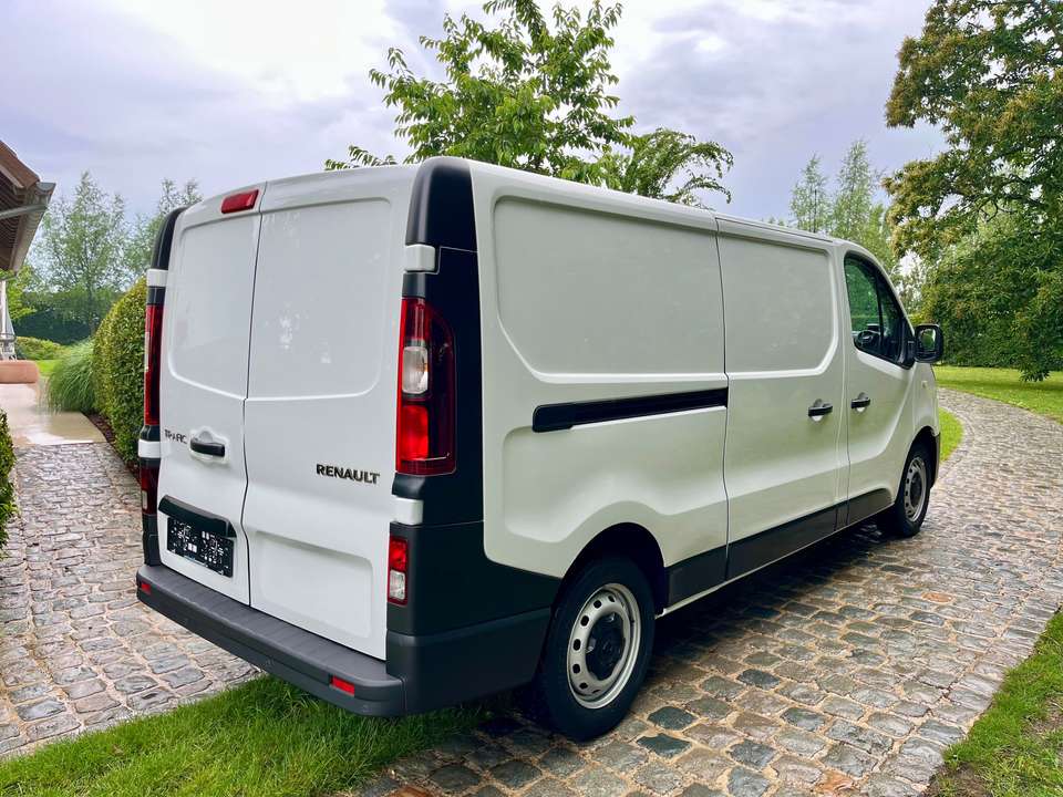 Renault Trafic - Imagem 5