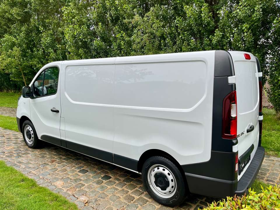 Renault Trafic - Imagem 6