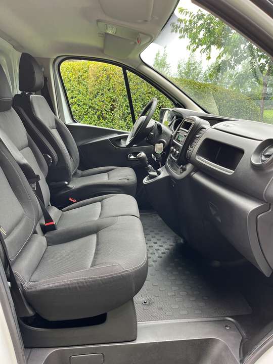 Renault Trafic - Imagem 11