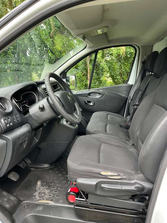 Renault Trafic - Imagem 13