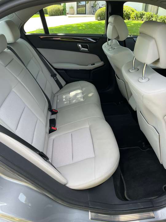 Mercedes-Benz E 200 - Imagem 10