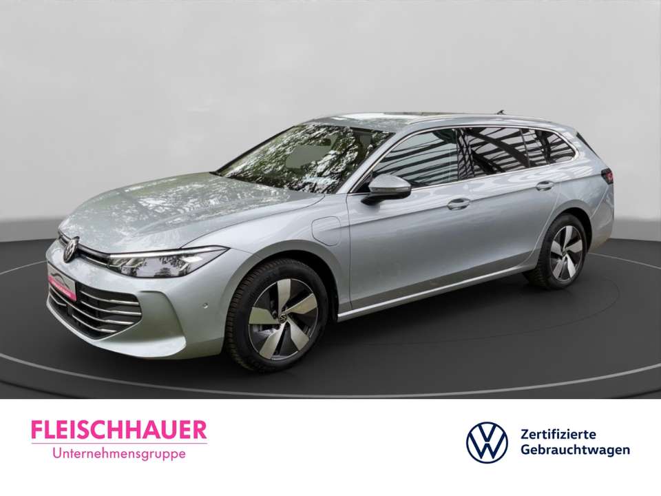 Volkswagen Passat - Imagem 1