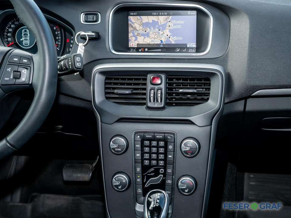 Volvo V40 - Imagem 8