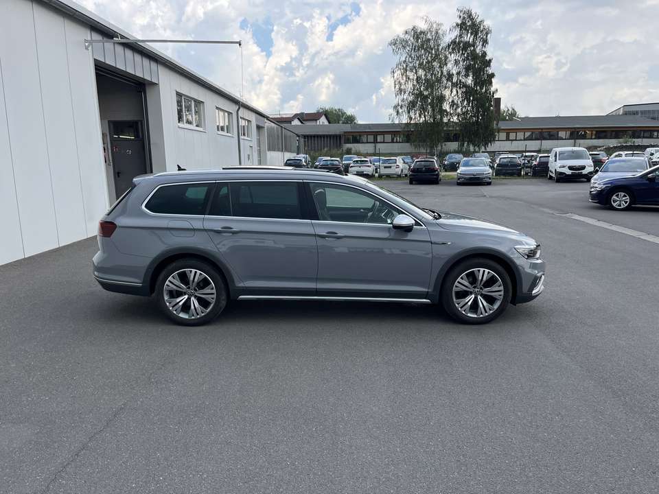 Volkswagen Passat Alltrack - Imagem 5