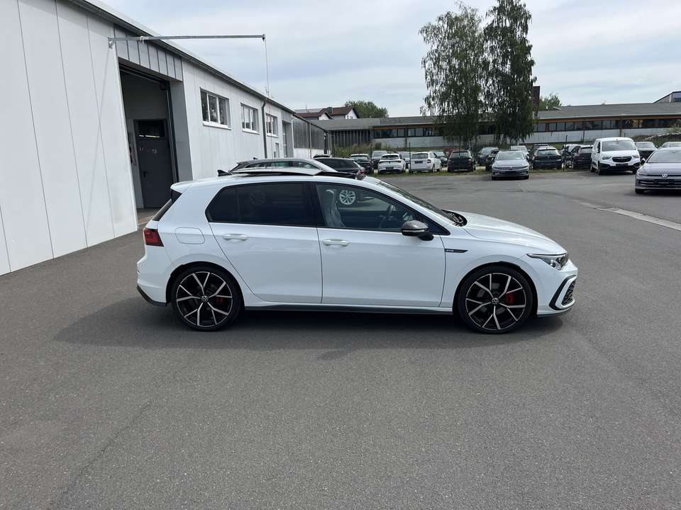 Volkswagen Golf - Imagem 5