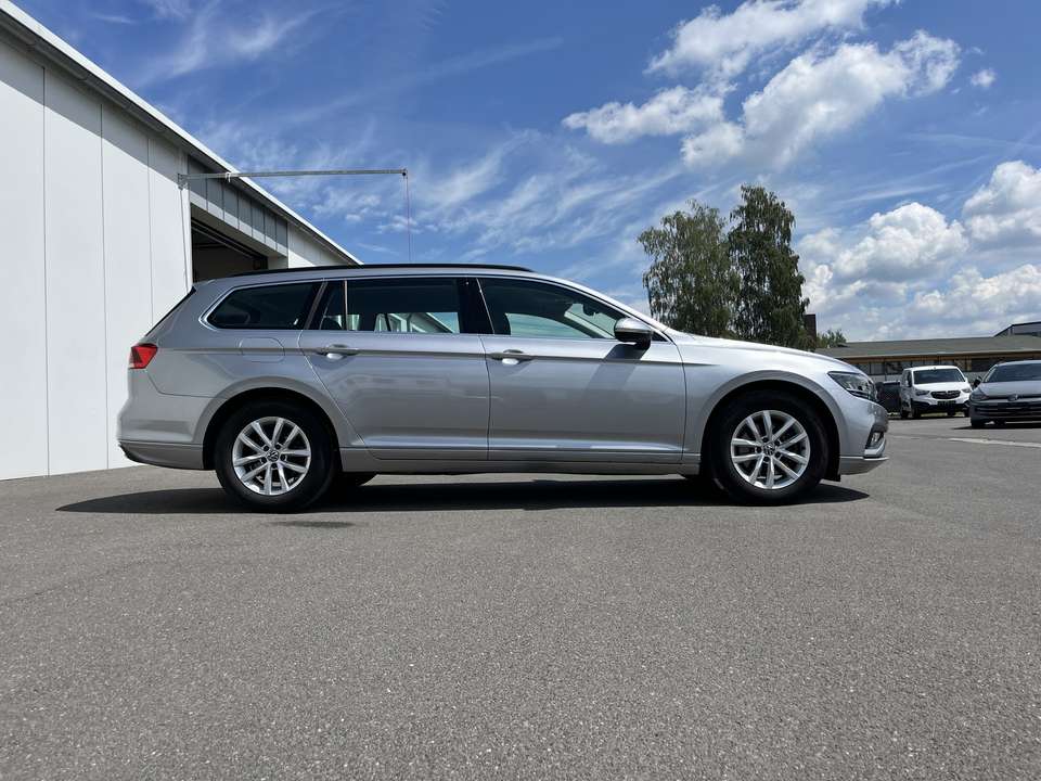 Volkswagen Passat Variant - Imagem 4