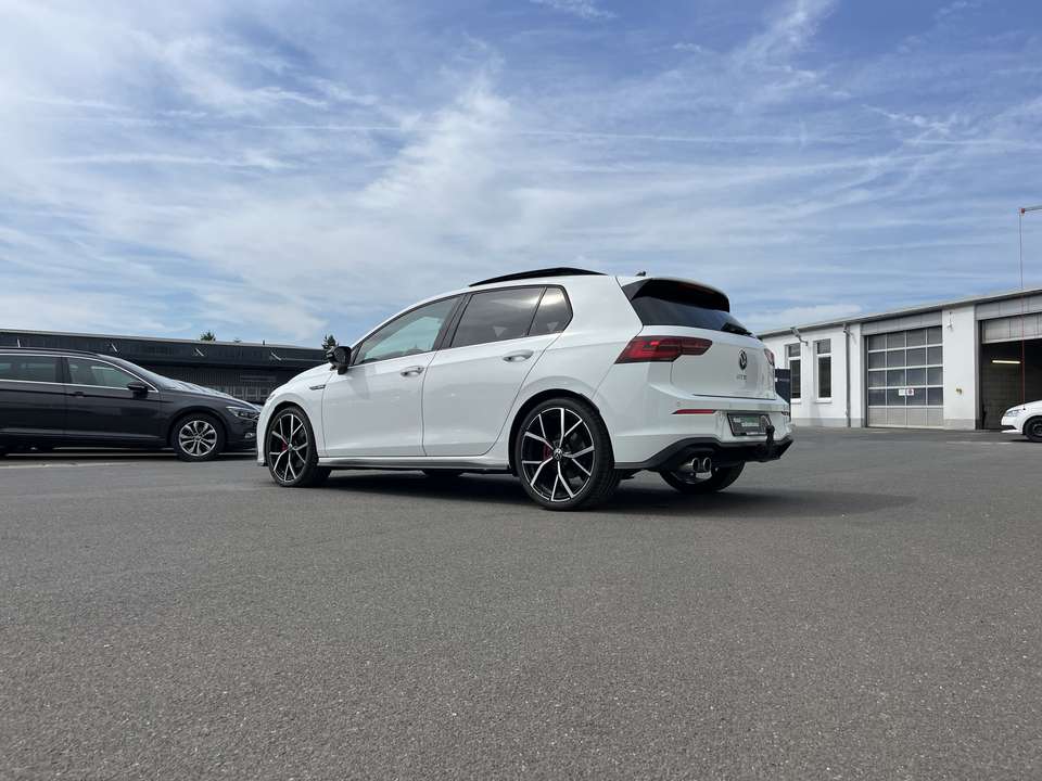 Volkswagen Golf - Imagem 9