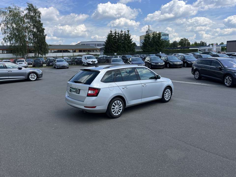 Skoda Fabia - Imagem 7