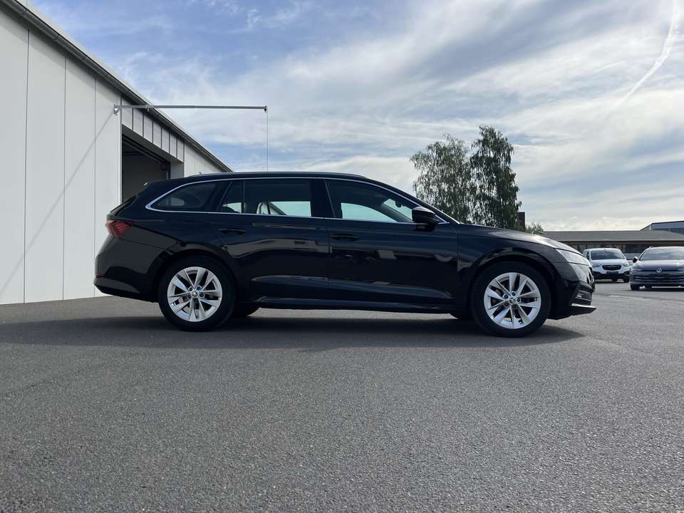 Skoda Octavia - Imagem 4