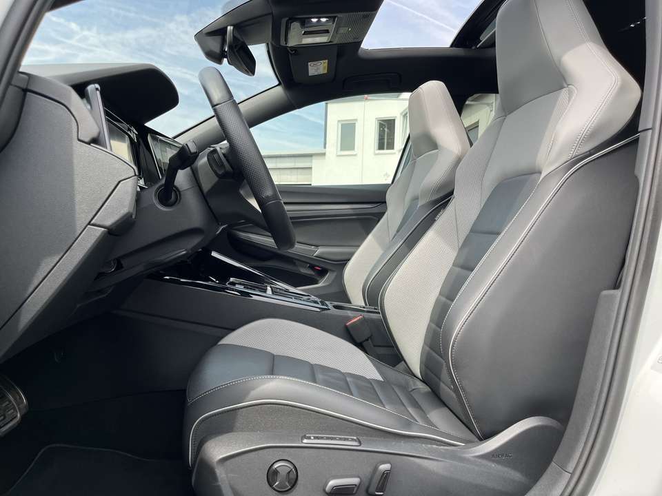 Volkswagen Golf - Imagem 12