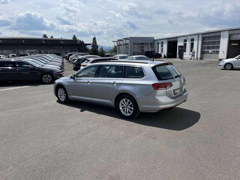 Volkswagen Passat Variant - Imagem 10