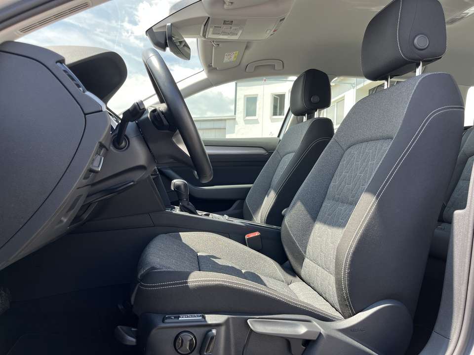 Volkswagen Passat Variant - Imagem 12