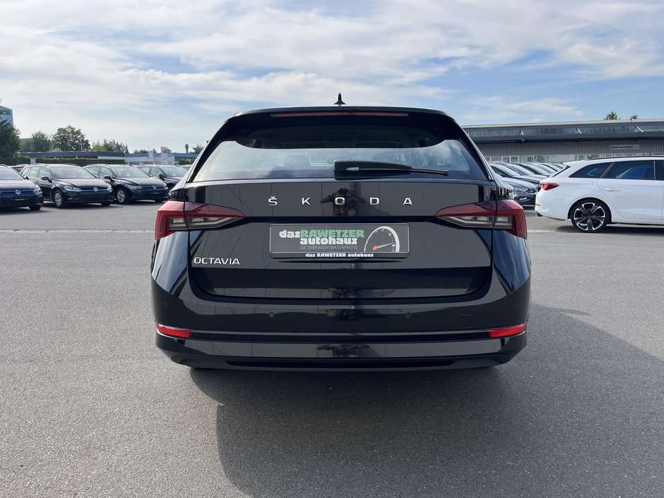 Skoda Octavia - Imagem 8