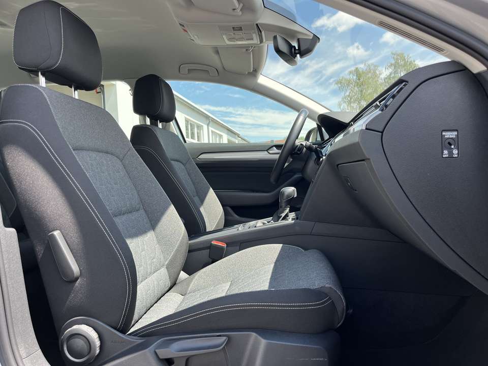Volkswagen Passat Variant - Imagem 14