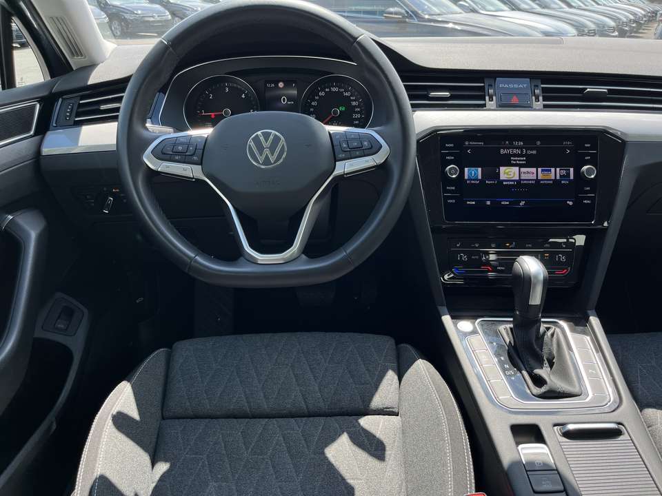 Volkswagen Passat Variant - Imagem 15