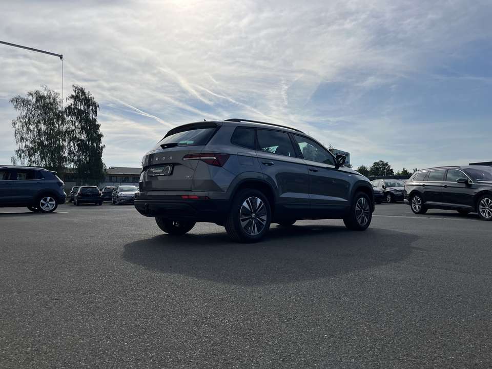 Skoda Karoq - Imagem 6
