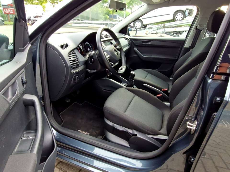 Skoda Fabia - Imagem 7