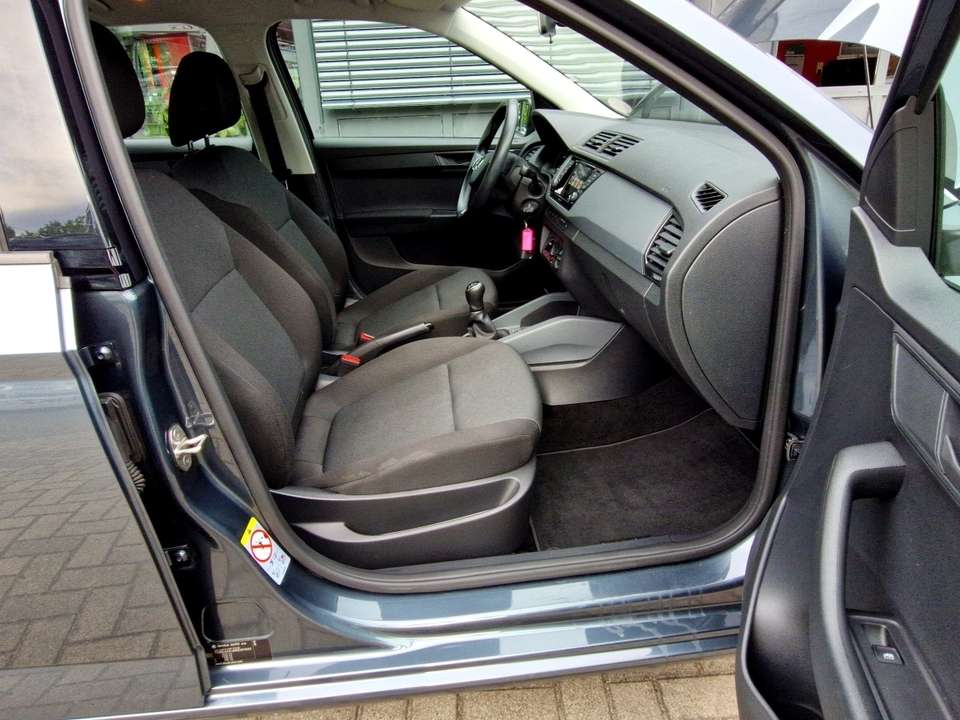 Skoda Fabia - Imagem 8