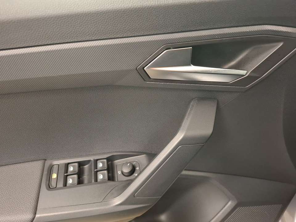 SEAT Ibiza - Imagem 13