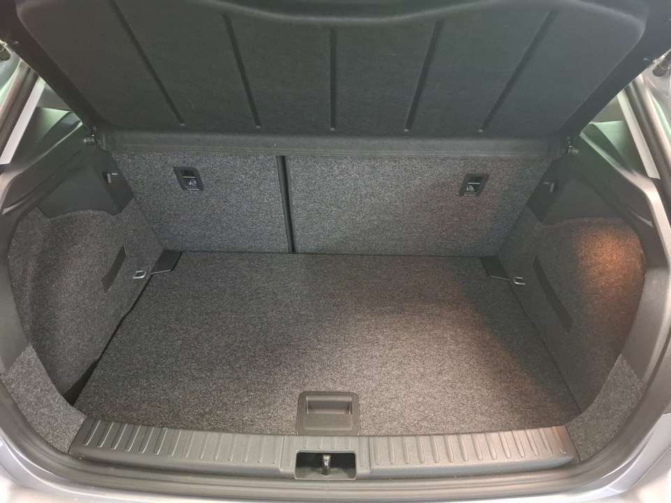 SEAT Ibiza - Imagem 14