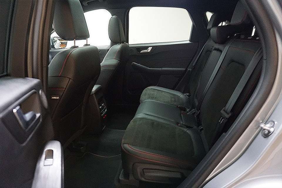Ford Kuga - Imagem 13