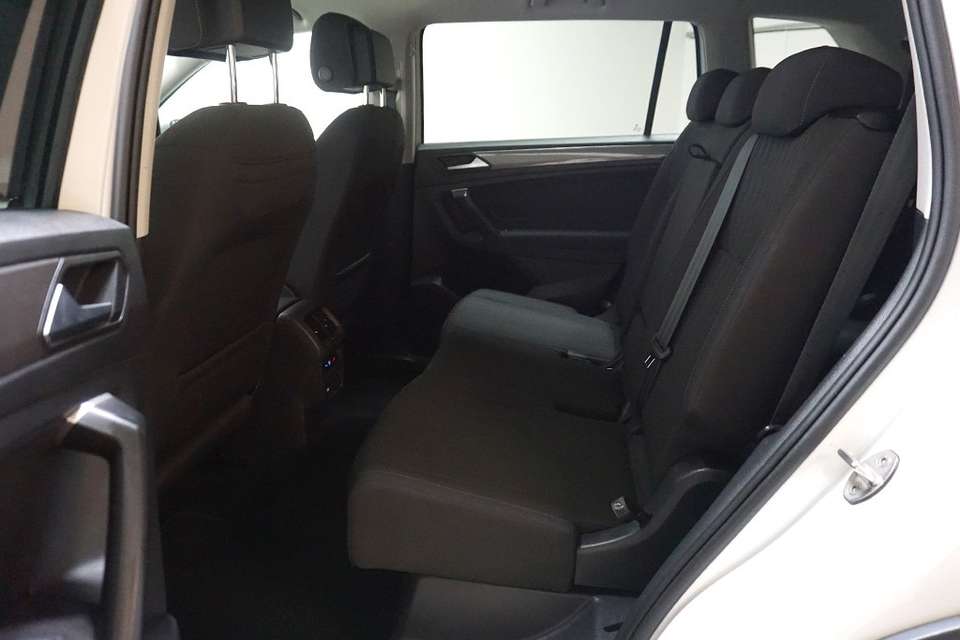 Volkswagen Tiguan Allspace - Imagem 12