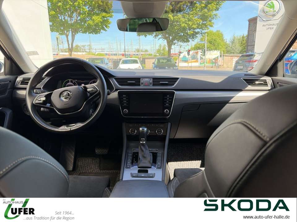 Skoda Superb - Imagem 9