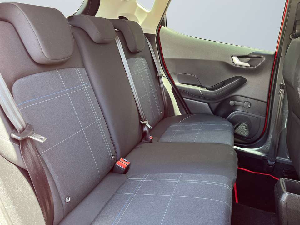 Ford Fiesta - Imagem 11