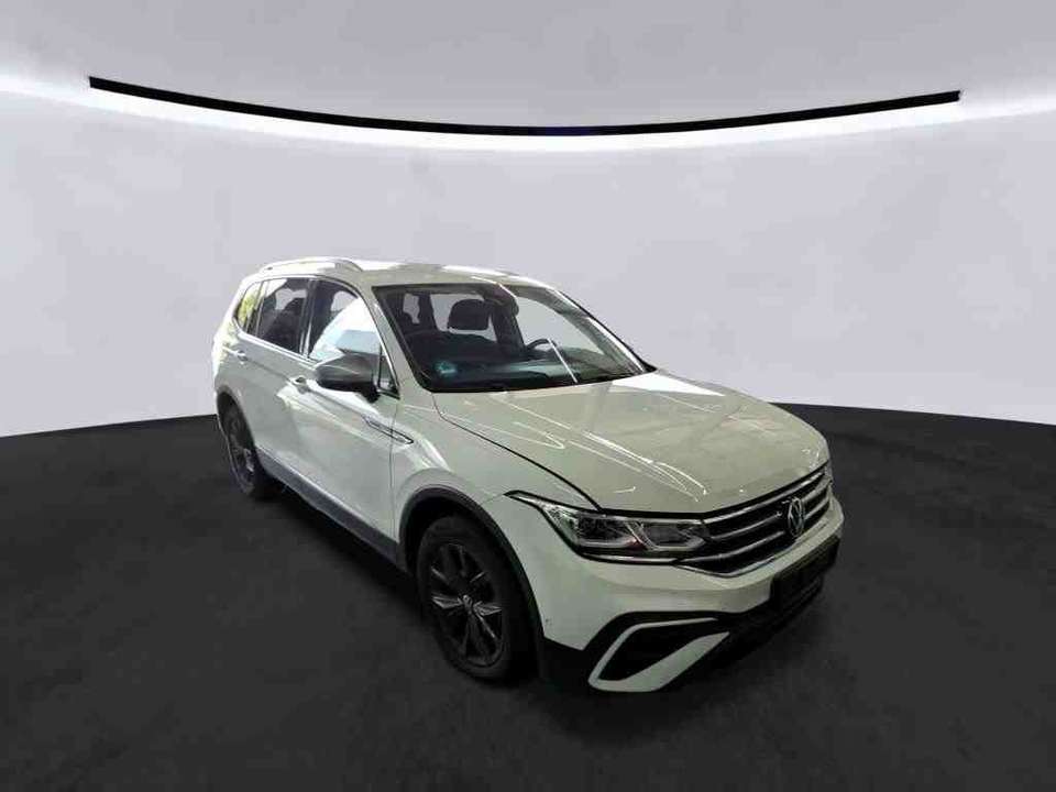 Volkswagen Tiguan Allspace - Imagem 5
